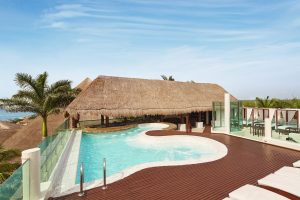desire-riviera-jacuzzi-lounge-02 desire-riviera-jacuzzi-lounge-02